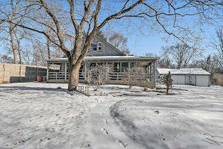 625 1st Place, Gurnee, IL 60031