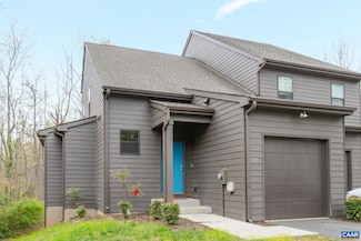 1517 Birnam Dr, Charlottesville, VA 22901