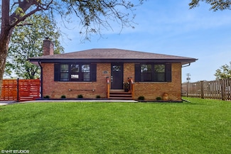 4235 Venard Rd, Downers Grove, IL 60515