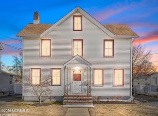 21 Worthley St, Red Bank, NJ 07701