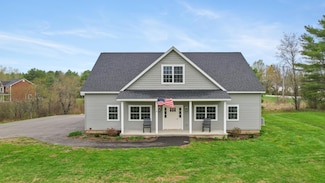6 Bowen Dr, Hampden, ME 04444