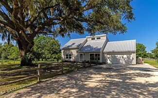 16023 Winburn Dr S, Sarasota, FL 34240