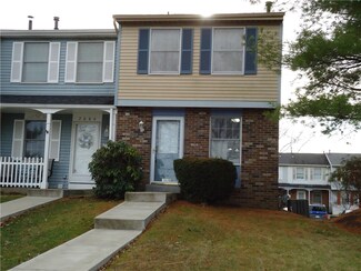 7008 Lafayette Square, Aliquippa, PA 15001