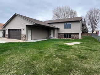 328 5th Ave S, Sartell, MN 56377