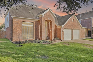 16210 Broken Timber Cir, Houston, TX 77095