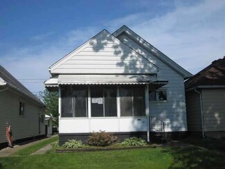 199 Elm St, Rossford, OH 43460