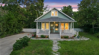 614 W University Ave, Deland, FL 32720