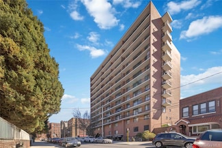 23-22 30th Rd Unit 7D, Astoria, NY 11102