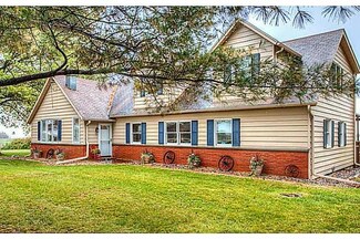 19244 Cleveland Place, Carlisle, IA 50047