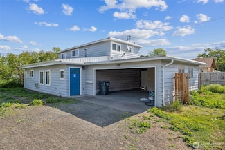 47 SE 10th St, College Place, WA 99324