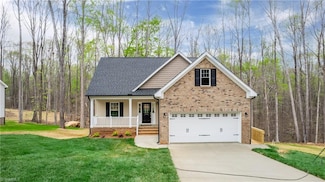 3041 Wesley Farm Ln, Sophia, NC 27350