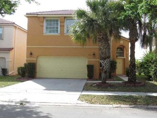 562 NW 158th Ln Unit 11, Pembroke Pines, FL 33028