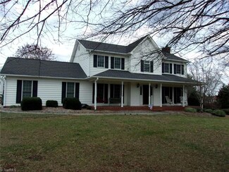 2621 Celeste Rd, Walkertown, NC 27051