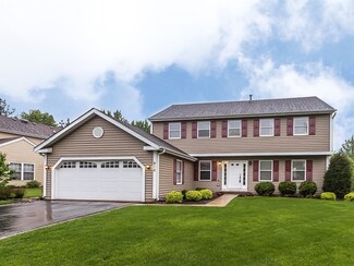 410 Tartans Dr, West Dundee, IL 60118
