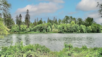 12240 Modoc Rd Unit A, White City, OR 97503