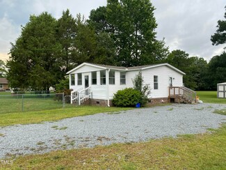 51 Cinnamon Ln, Erwin, NC 28339