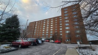 11820 Edgewater Dr Unit 619, Lakewood, OH 44107