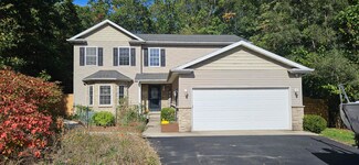 7916 Hemlock Ave, Gary, IN 46403