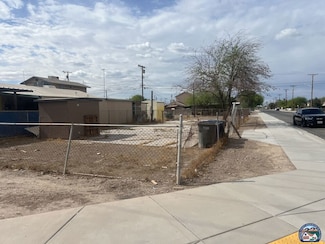 62 E 10th St, Heber, CA 92249