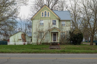 295 W Ohio Ave, Sebring, OH 44672