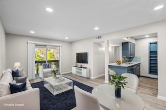 4851 Cedar Springs Rd Unit 392, Dallas, TX 75219