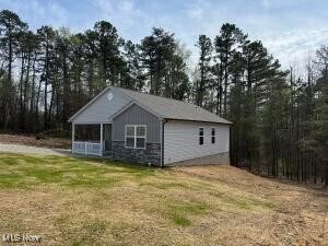 342 Elm St, New Straitsville, OH 43766