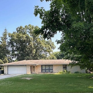 793 Lattimer Dr, Saint Joseph, MI 49085