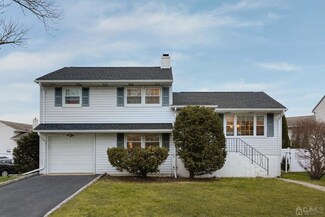 350 Lake Ave, Colonia, NJ 07067