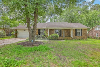 204 Pointer Dr, Summerville, SC 29485
