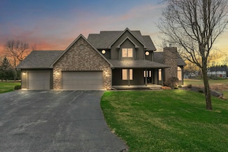 10451 N Fairway Dr, Wheatfield, IN 46392