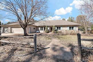 3931 Crestview Dr, Excelsior, MN 55331