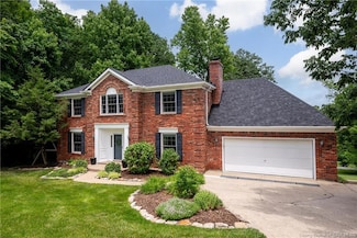7 Captains Ct, New Albany, IN 47150