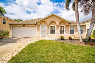 6040 Ridge Lake Cir, Vero Beach, FL 32967