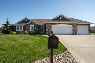 57874 Stone Creek Ct, Goshen, IN 46528