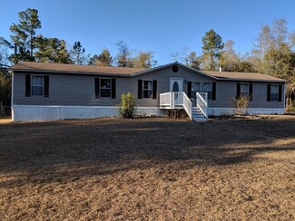 318 Whispering Oak Rd, Waynesboro, GA 30830