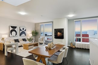 555 Innes Ave Unit 411, San Francisco, CA 94124