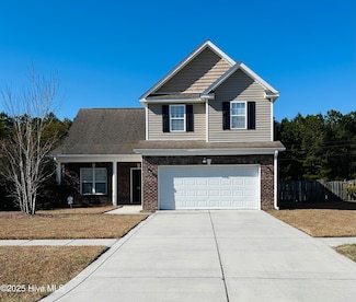 221 Silver Hills Dr, Jacksonville, NC 28546