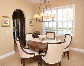 3061 Driftwood Way Unit 4107, Naples, FL 34109
