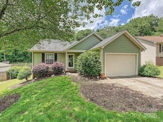 2927 Dubberly Ct, Matthews, NC 28105