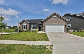 1176 Tower Park Dr, St. Peters, MO 63304