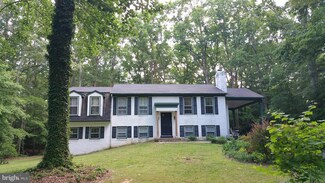 11335 Gail Ct, La Plata, MD 20646