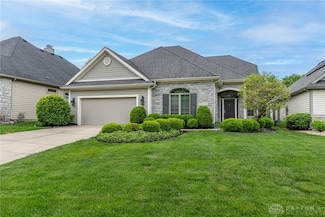1154 Club View Dr, Dayton, OH 45458
