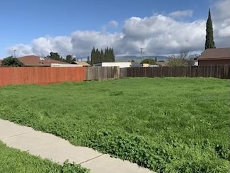 -- 10th St, Greenfield, CA 93927