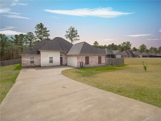 151 James Dr, Leesville, LA 71446