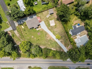 200 Cornelius St, Hillsborough, NC 27278