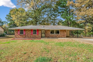 3643 W Big Bend Dr, Memphis, TN 38116