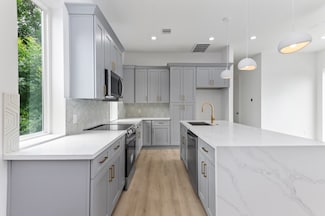 3112 Live Oak St, Houston, TX 77004