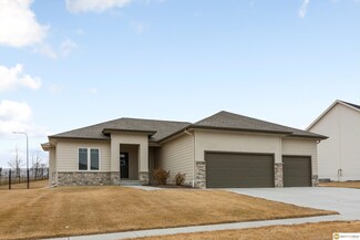 11114 S 175th St, Omaha, NE 68136