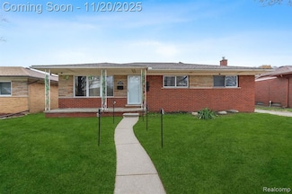 31042 Wellston Dr, Warren, MI 48093