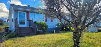 303 Old Greenville Rd, Staunton, VA 24401